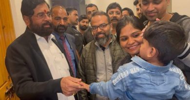 शिवसेनेच्या वतीने जम्मू आणि काश्मीरमधील पर्यटकांना आणण्यासाठी आतापर्यंत चार विमानांची सोय 