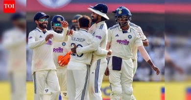 भारत विरुद्ध दक्षिण आफ्रिका लाइव्ह स्कोअर, दुसरा कसोटी दिवस 2: गुवाहाटी कसोटीत भारत दक्षिण आफ्रिकेला 300 पेक्षा कमी धावसंख्येवर टाकण्याचा प्रयत्न करत आहे