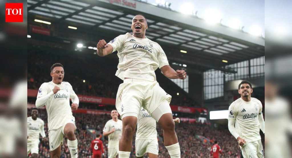 प्रीमियर लीग: लिव्हरपूल ॲनफिल्डवर अडखळले, मॅन्चेस्टर सिटी न्यूकॅसलवर पडली, चेल्सी आर्सेनलवर बंद