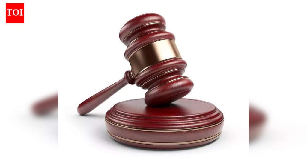 १४ वर्षीय विद्यार्थिनीवर बलात्कार आणि हत्येचा प्रयत्न केल्याप्रकरणी इंदापूर न्यायालयाने शाळेतील लिपिकाचा जामीन अर्ज फेटाळला.