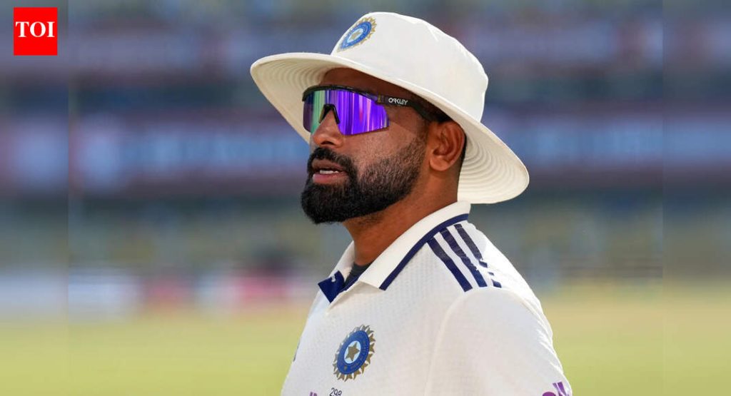 ‘मोहम्मद सिराज वन-फॉर्मेटचा खेळाडू केव्हा बनला?’: रायपूरच्या पराभवानंतर माजी क्रिकेटपटूने भारताच्या वनडे निवडीवर टीका केली | क्रिकेट बातम्या