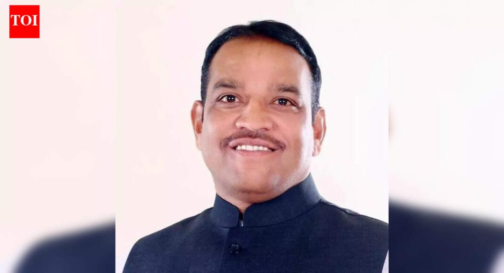 पिंपरी चिंचवडमध्ये मेट्रोचे नवीन मार्ग सुरू करण्यासाठी खासदारांनी घेतली केंद्रीय मंत्र्यांची भेट