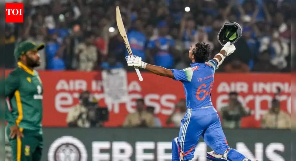 IND vs SA: यशस्वी जैस्वाल ही दुर्मिळ कामगिरी करणारी केवळ 6वी भारतीय ठरली आहे; रोहित शर्मा, विराट कोहली एलिट लिस्टमध्ये सामील