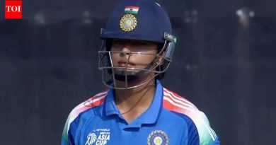 गर्जना आणि झेप! वैभव सूर्यवंशी गोळीबारात अपयशी; पाकिस्तान जल्लोषात – पहा | क्रिकेट बातम्या