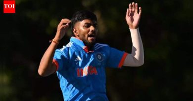 IND vs PAK: कनिष्क चौहानच्या अष्टपैलू शोने पाकिस्तानचा पराभव केला कारण U19 आशिया कपमध्ये भारताने 90 धावांनी विजय मिळवला