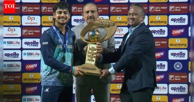 ईशान किशनचे चार डिसेंबर: द्विशतक, बाद, भगवद्गीता आणि मुक्ती