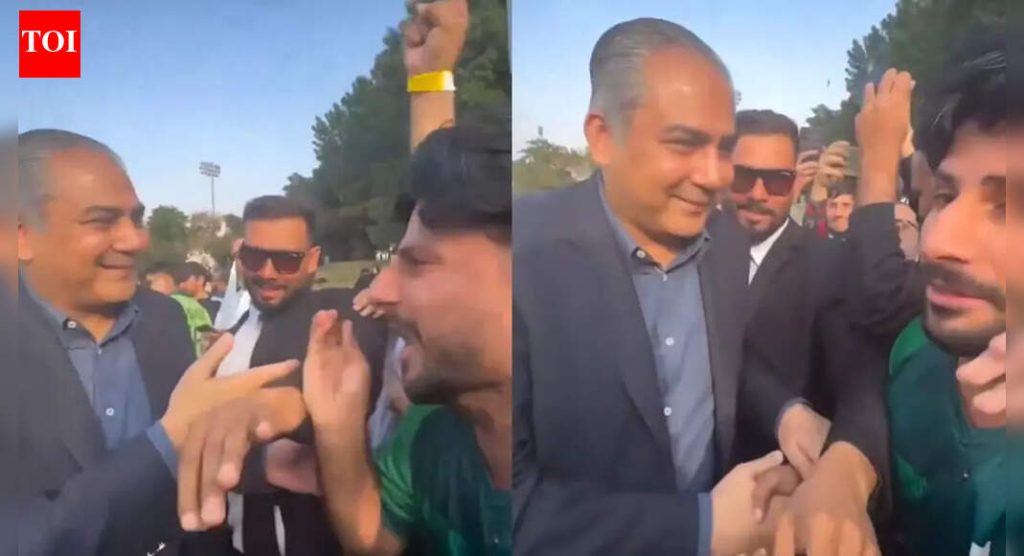 ‘कभी धोका नहीं देता’: पीसीबी प्रमुख मोहसीन नक्वी यांनी माजी पाकिस्तानी कर्णधाराला टी-20 विश्वचषक मेंटॉर म्हणून नियुक्त करण्यास सांगितले – पहा