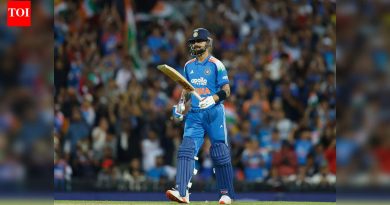 विराट कोहली इतिहासापासून फक्त 1 धावा दूर; विजय हजारे यांचे नंबर तपासा