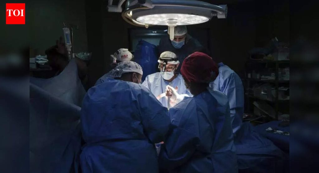 मोटाराइज्ड हार्ट व्हॉल्व्ह शस्त्रक्रिया उच्च जोखीम असलेल्या रुग्णांना आशा देते