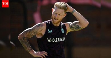 ऍशेस वादळ: बेन स्टोक्सने इंग्लंडच्या खेळाडूंना पाठिंबा दिला कारण मद्यपानाच्या दाव्यामुळे मेलबर्न कसोटीवर सावली पडली