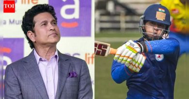 ‘तो सचिन तेंडुलकर होता’: शशी थरूर यांनी केला धाडसी वैभव सूर्यवंशीचा दावा