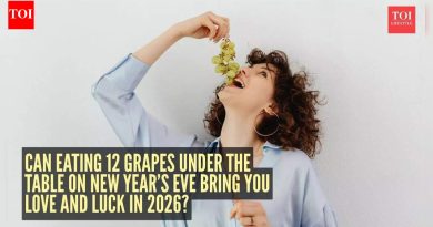 12 द्राक्षांचा विधी: नवीन वर्षाच्या पूर्वसंध्येला टेबलाखाली 12 द्राक्षे खाल्ल्याने तुम्हाला 2026 मध्ये प्रेम आणि नशीब मिळेल का? |