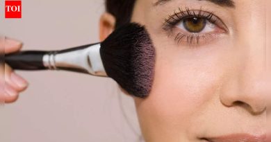 गालांवर विविध प्रकारचे मेकअप ब्लश प्लेसमेंट आणि प्रत्येक तुमचा लुक कसा बदलतो |