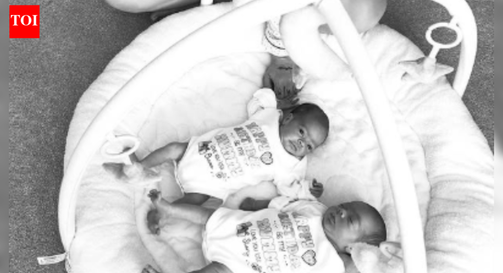 डॉक्टरांनी चेतावणी दिल्यानंतर जेसी नेल्सनने SMA1 निदान उघड केले की तिच्या जुळ्या मुलांना आयुष्यभर गतिशीलतेच्या आव्हानांचा सामना करावा लागू शकतो