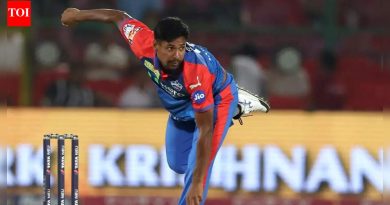 ‘अतिशय बकवास गोष्ट’: मोईन अलीने मुस्तफिझूर रहमान वादावर क्रिकेट प्रशासकीय मंडळांचा गौप्यस्फोट केला.