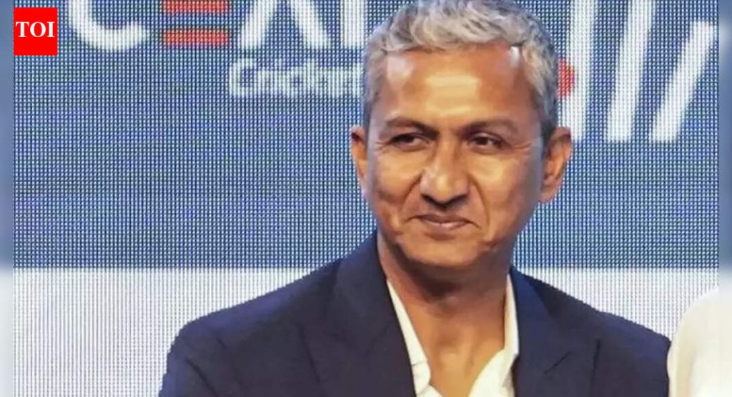 IND vs NZ: वाद! संजय बांगर यांनी हिंदीला ‘भारताची राष्ट्रभाषा’ ऑन एअर म्हटले, पहिल्या एकदिवसीय सामन्यात जोरदार प्रतिक्रिया क्रिकेट बातम्या