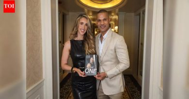 ‘सामायिक स्वप्नांना सामायिक स्मित’: शिखर धवनने घटस्फोटानंतर दोन वर्षांनी सोफी शाइनशी प्रतिबद्धता जाहीर केली | मैदानाबाहेर बातम्या