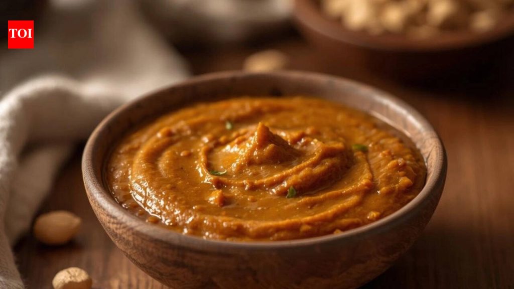 डोसा, इडली आणि इतर पदार्थांसोबत खाण्याची अस्सल शेंगदाणा चटणी रेसिपी |
