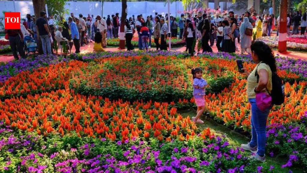 वार्षिक एम्प्रेस गार्डन फ्लॉवर शो क्युरेटेड डिस्प्ले आणि हॉर्टिकल्चर स्टॉलसह परत येतो | पुणे बातम्या