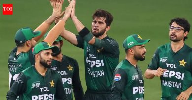 बांगलादेशच्या एक्झिटने तरंग पाठवले: पाकिस्तानचा T20 वर्ल्ड कपमधील सहभाग अनिश्चित, पीसीबी प्रमुख मोहसिन नक्वी यांनी खेळाडूंना माहिती दिली | क्रिकेट बातम्या