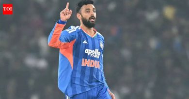 ‘दव वरुण चक्रवर्तीला त्रास देणार नाही’: अनिल कुंबळेची भारताच्या T20 विश्वचषकासाठी मोठी निवड | क्रिकेट बातम्या