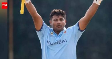 विराट कोहली आणि रोहित शर्मासोबत खेळल्यानंतर, सरफराज खानने CSK येथे एमएस धोनी असोसिएशनवर उघडले: ‘खूप भाग्यवान’ | क्रिकेट बातम्या