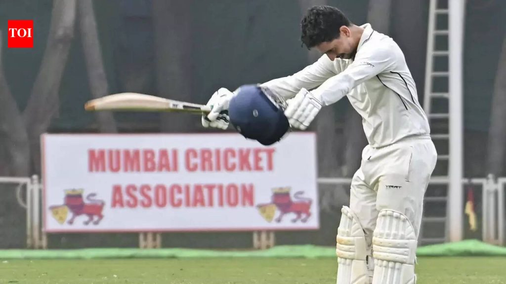 ‘तुम्ही खेळत राहिले पाहिजे’: सिद्धेश लाडने रणजी ट्रॉफी रेकॉर्ड पुन्हा लिहिण्यासाठी निवृत्तीच्या विचारांवर कशी मात केली | क्रिकेट बातम्या