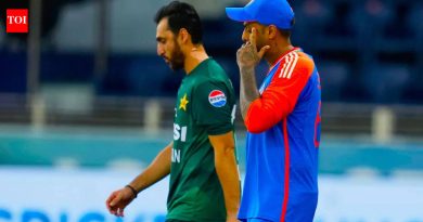 नाटक उफाळून येतं! ‘नही खेलेंगे’: भारत-पाकिस्तान विश्वचषक फायनलमध्ये माजी पाकिस्तानी स्टारचा स्फोटक सामना | क्रिकेट बातम्या