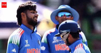 U19 विश्वचषक: भारताने पाकिस्तानला 58 धावांनी पराभूत केले, उपांत्य फेरीत अफगाणिस्तानविरुद्ध लढत होईल