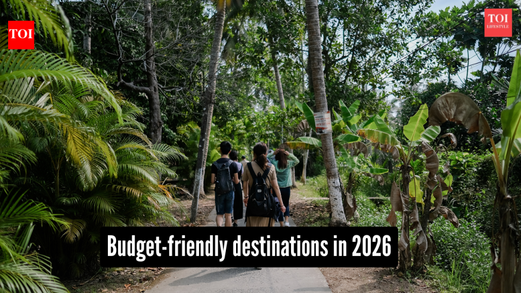 2026 मधील बजेट-अनुकूल ठिकाणे: 8 भारतीय ठिकाणे जी या वर्षी प्रत्येक प्रवाशाच्या इच्छा यादीत असावीत