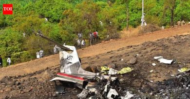 बारामती विमानतळाचा सर्वांगीण विकास महा सरकार करणार : फडणवीस