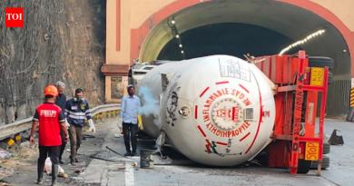 मुंबई-पुणे eway gas scare: Propylene ची वाहतूक रस्त्याने का केली जात होती?