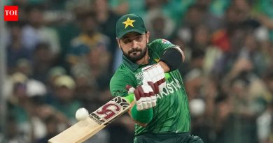 ‘पॉझिटिव्ह, ॲटॅकिंग क्रिकेट’: साहिबजादा फरहानने इशारा पाठवला कारण पाकिस्तान भारताच्या विरोधासाठी सज्ज झाला आहे