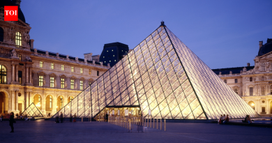 जगभरातील 7 काचेच्या इमारती ज्यांनी समकालीन वास्तुकला बदलली