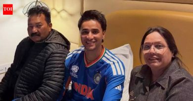 ‘एखाद्या दिवशी, तुम्ही मला स्टँडवरून विश्वचषकात भारताकडून खेळताना पाहाल’: अभिषेक शर्मा कोलंबोमध्ये जुने वचन कसे पूर्ण करत आहे