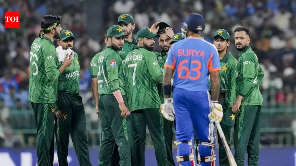 इशान किशन, हार्दिक पांड्या, टिळक वर्मा: सैम अयुबच्या तिहेरी स्ट्राईकने कोलंबोमध्ये भारताचा पराभव केला