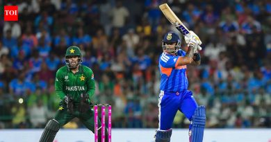 ‘त्याने संघाला बेल आउट केले’: सुनील गावस्कर यांनी भारत विरुद्ध पाकिस्तान सामन्याचा टर्निंग पॉइंट उघड केला