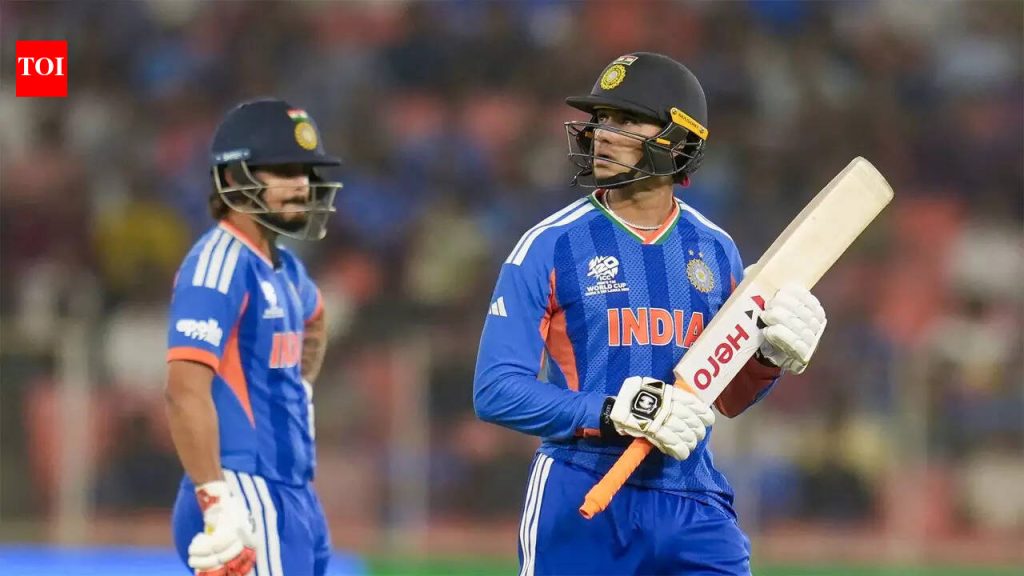 अभिषेक शर्माच्या सलग तिसऱ्या शून्यावर इशान किशन बाद झाला