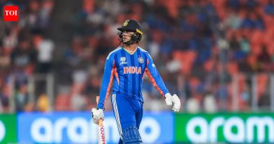 ‘आंतरराष्ट्रीय क्रिकेट तुमचा पर्दाफाश करेल’: मोहम्मद आमीरने पुन्हा अभिषेक शर्माला अश्रू ढाळले