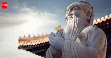 कन्फ्यूशियस कोट: कन्फ्यूशियसचे आजचे पालक कोट: “ज्याला सर्व उत्तरे माहित आहेत त्याला सर्व प्रश्न विचारले गेले नाहीत”