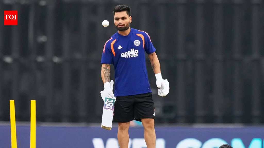 कुटुंबातील वैद्यकीय आणीबाणीमुळे रिंकू सिंग घरी परतली