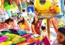 नागरी वास्तवांसह सण समतोल राखण्यासाठी रहिवासी जाणीवपूर्वक होळीचा पर्याय निवडतात
