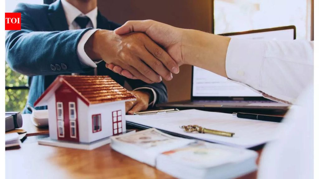 5 रिअल इस्टेट अटी प्रत्येक पहिल्यांदा घर खरेदी करणाऱ्याला माहित असणे आवश्यक आहे