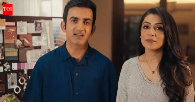 गौतम गंभीरचे 20 कोटी रुपयांचे दिल्लीतील शांत घर ज्याने नैसर्गिक प्रकाशाचा सुंदर वापर केला आहे.