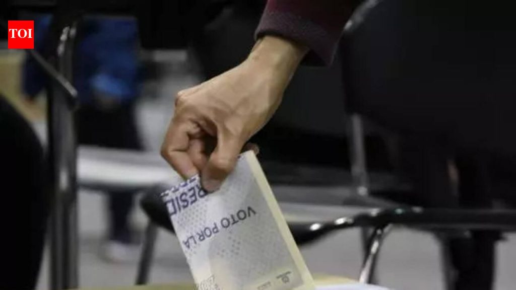 कोलंबिया निवडणुकीसाठी महाराष्ट्राचे मुख्य कार्यकारी अधिकारी यांच्या नेतृत्वाखालील शिष्टमंडळाची निरीक्षक म्हणून निवड