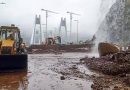 पावसाने महामार्ग, बस आणि रेल्वे रुळांना तडाखा दिल्याने पुण्याचा मुंबईपासून तासनतास संपर्क तुटला पावसाने महामार्ग, बस आणि रेल्वे रुळांना तडाखा दिल्याने पुण्याचा मुंबईपासून तासनतास संपर्क तुटला