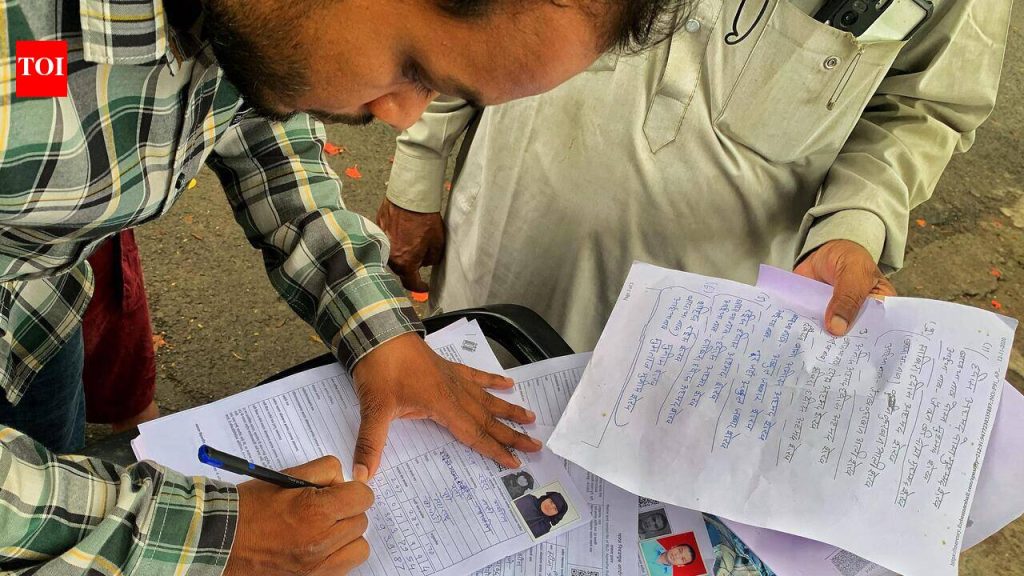 Edu विभाग शाळांना मतदार यादी पुनरिक्षण कर्तव्यावरील शिक्षकांवर कामाचा ताण कमी करण्यास सांगतो | पुणे बातम्या