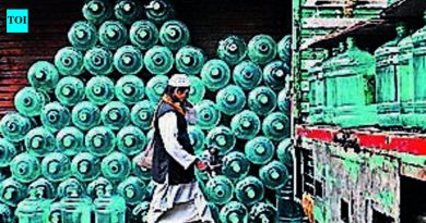 गढूळ नळाच्या पाण्याच्या तक्रारींमध्ये रहिवासी पॅकेज्ड पाण्याकडे वळले | पुणे बातम्या